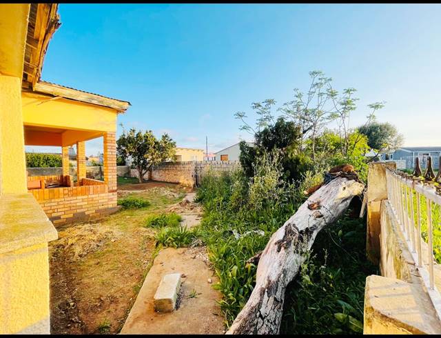 2 BEDROOM HOUSE FOR SALE IN ZWIDE